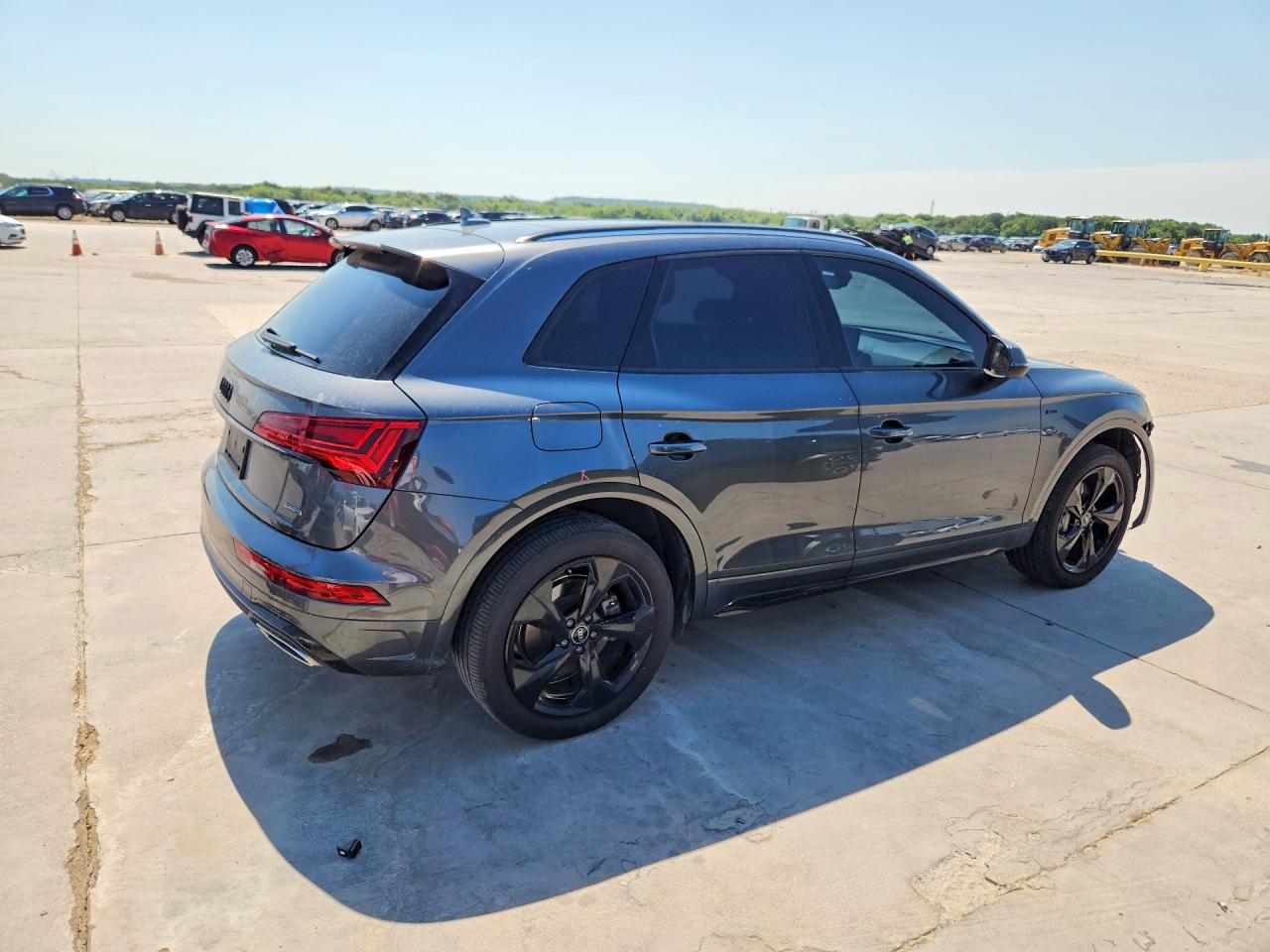 2022 AUDI Q5