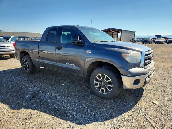 2012 TOYOTA TUNDRA SR5