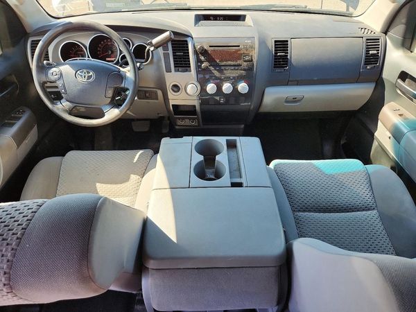 2012 TOYOTA TUNDRA SR5