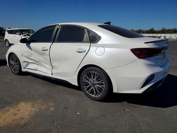 2022 KIA FORTE GT Line