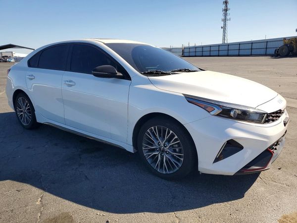 2022 KIA FORTE GT Line