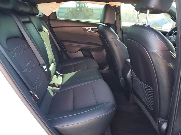 2022 KIA FORTE GT Line
