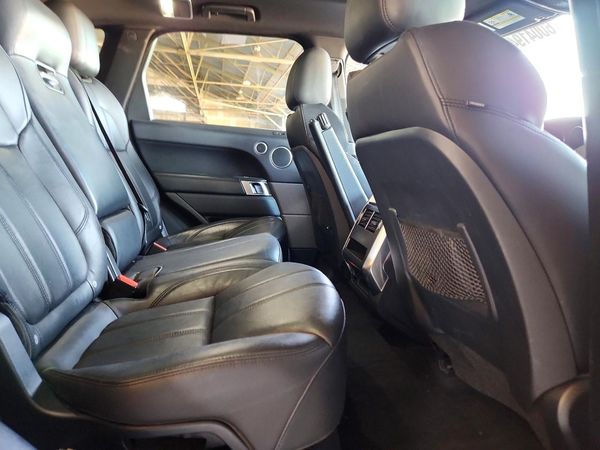 2017 LAND ROVER RANGE ROVER SPORT SE