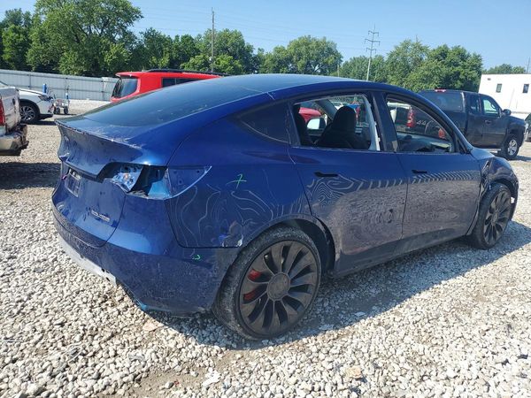 2023 TESLA MODEL Y