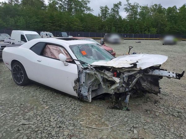 2018 DODGE CHALLENGER R/T — Passenger 3/4