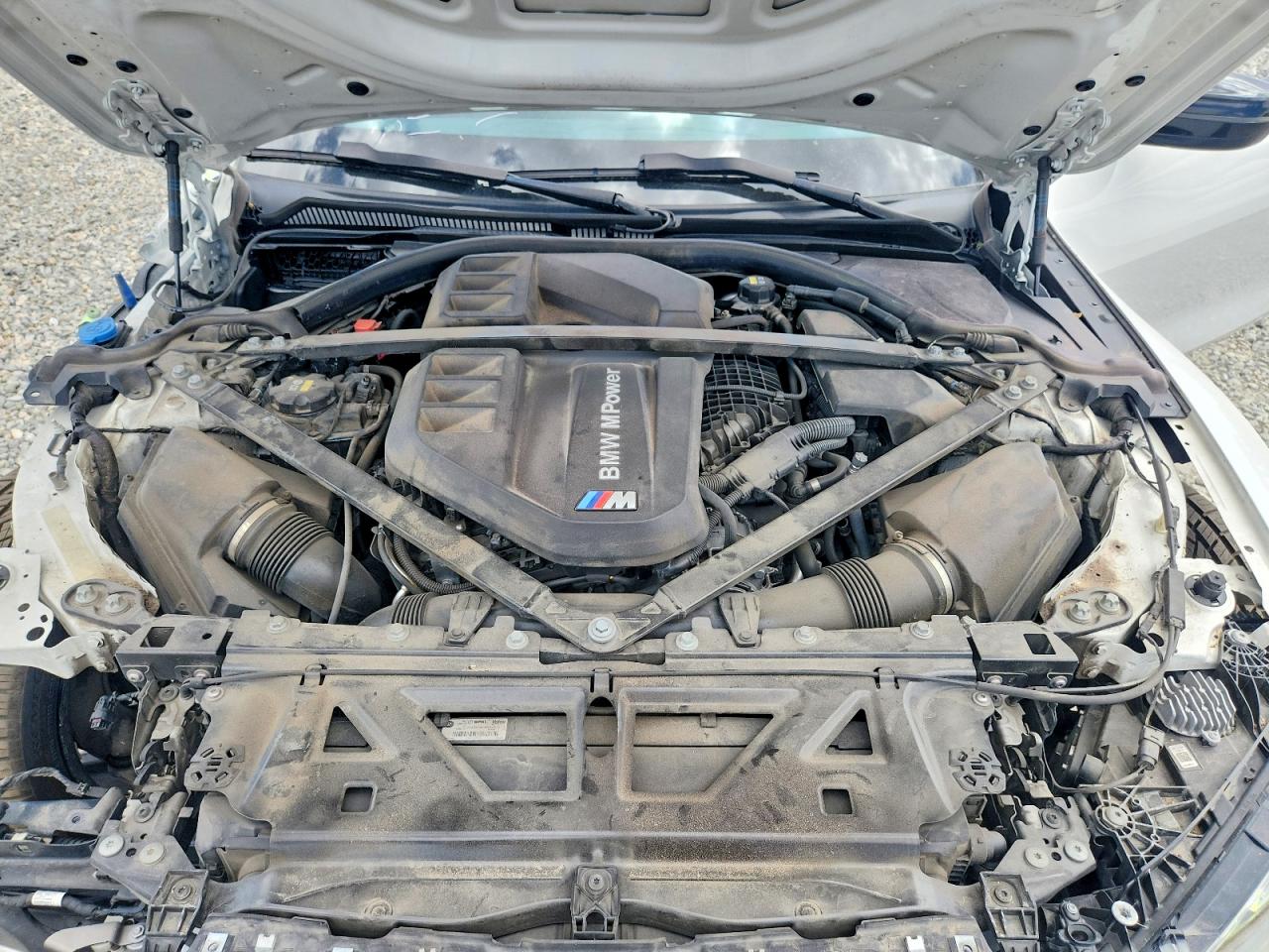 2022 BMW M4