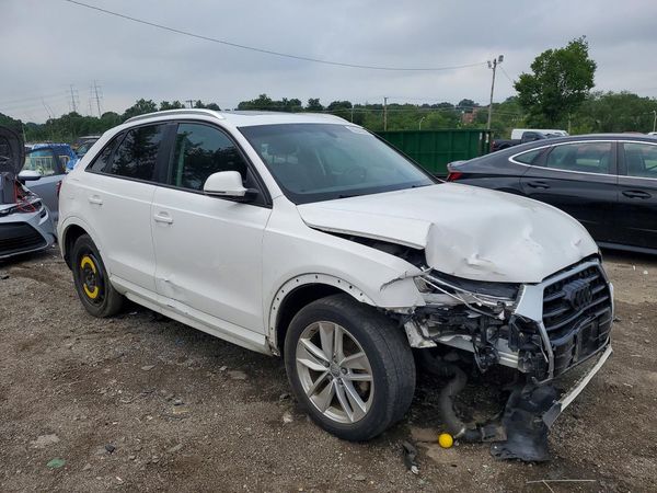 2017 AUDI Q3