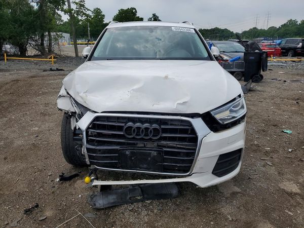 2017 AUDI Q3
