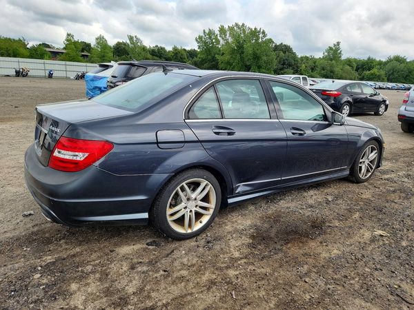 2013 MERCEDES-BENZ C C300