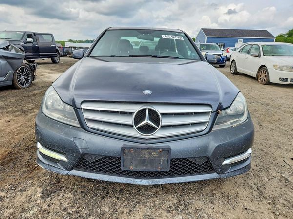 2013 MERCEDES-BENZ C C300