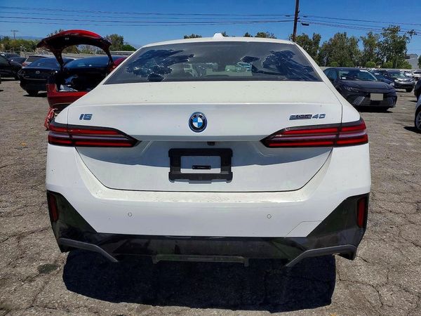 2024 BMW I5 eDrive40