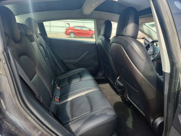 2020 TESLA MODEL3