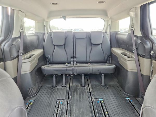 2026 KIA CARNIVAL LX, LXS