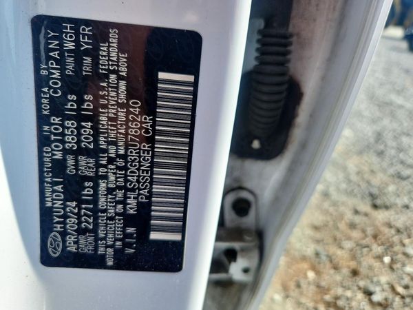 2024 HYUNDAI ELANTRA SEL w/ Convenience Pkg