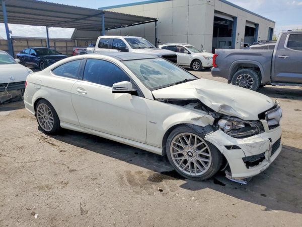 2012 MERCEDES-BENZ C C250