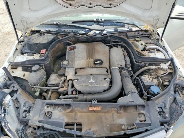2012 MERCEDES-BENZ C C250