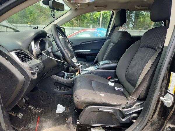 2019 DODGE JOURNEY SE