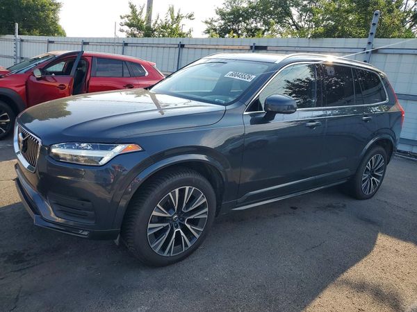 2022 VOLVO XC90