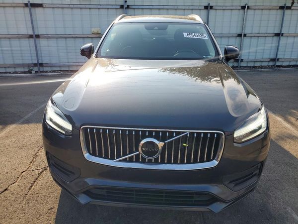 2022 VOLVO XC90 Momentum (excl S60)