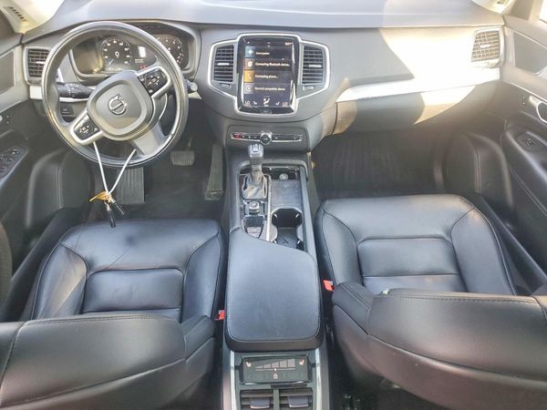 2022 VOLVO XC90 Momentum (excl S60)