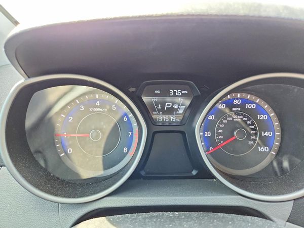 2014 HYUNDAI ELANTRA