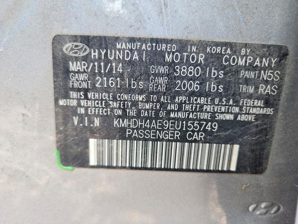 2014 HYUNDAI ELANTRA
