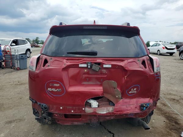 2018 TOYOTA RAV4 LE