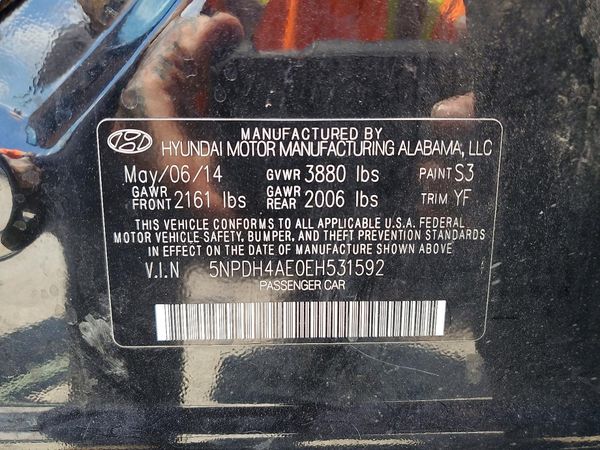 2014 HYUNDAI ELANTRA
