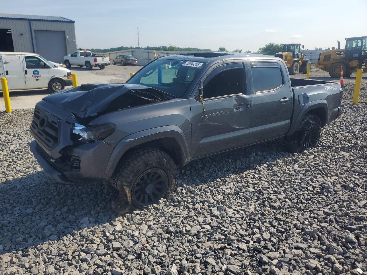 2016 TOYOTA TACOMA