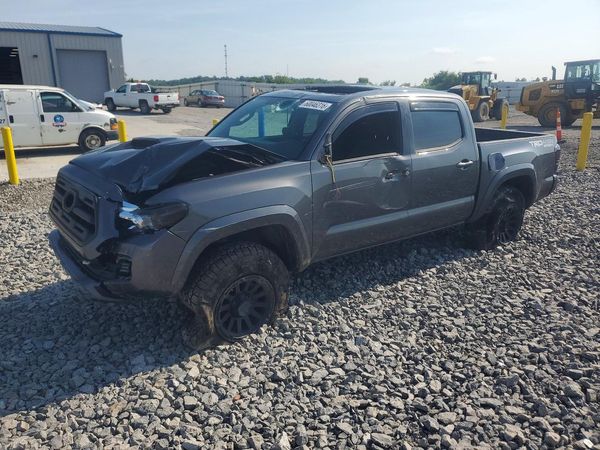 2016 TOYOTA TACOMA
