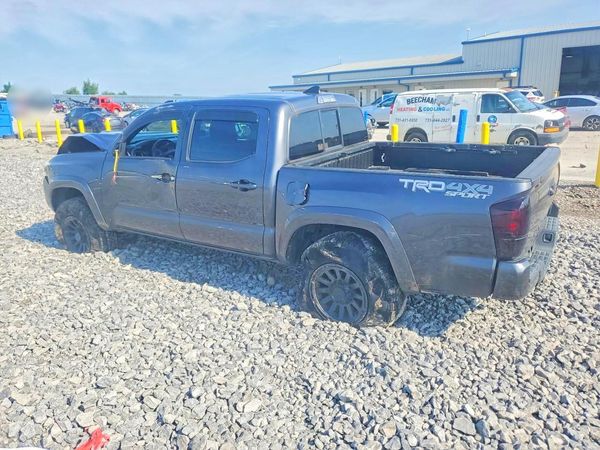 2016 TOYOTA TACOMA