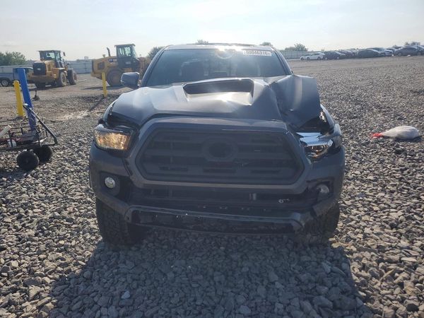 2016 TOYOTA TACOMA