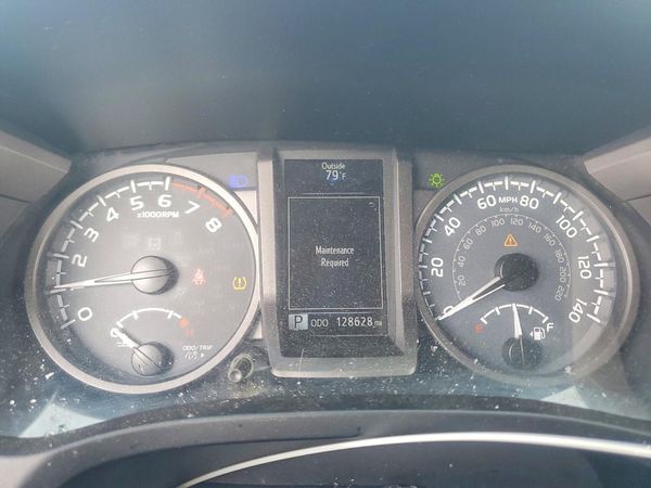 2016 TOYOTA TACOMA