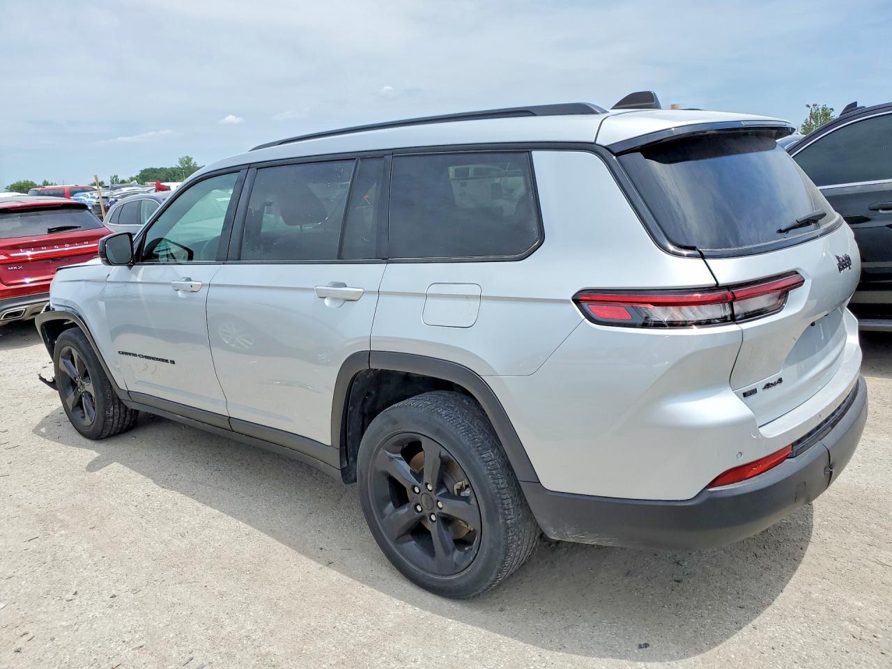 2023 JEEP GRAND CHEROKEE L LAREDO 4X4