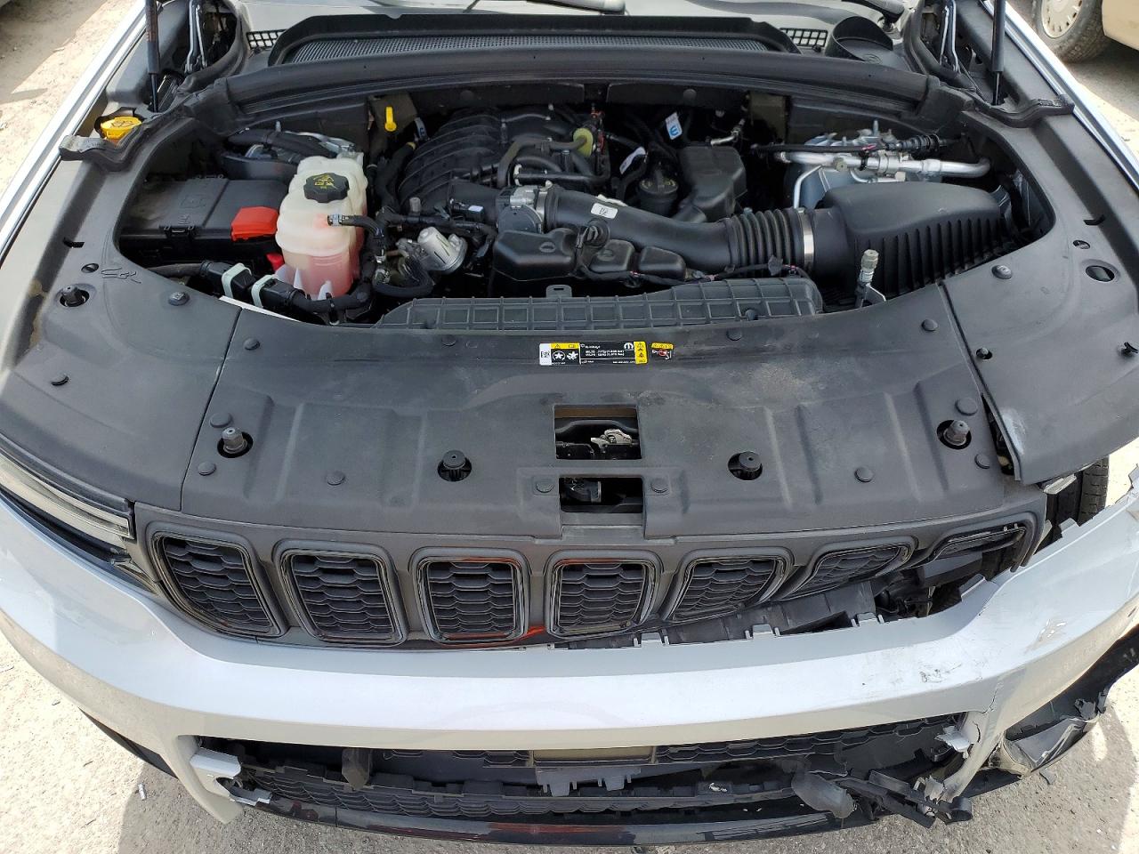 2023 JEEP GRAND CHEROKEE L LAREDO 4X4