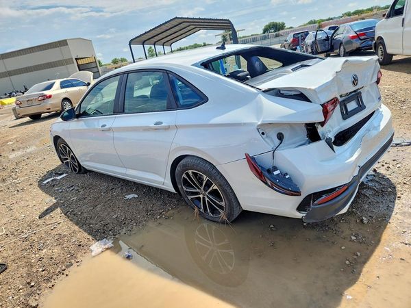 2022 VOLKSWAGEN JETTA Sport