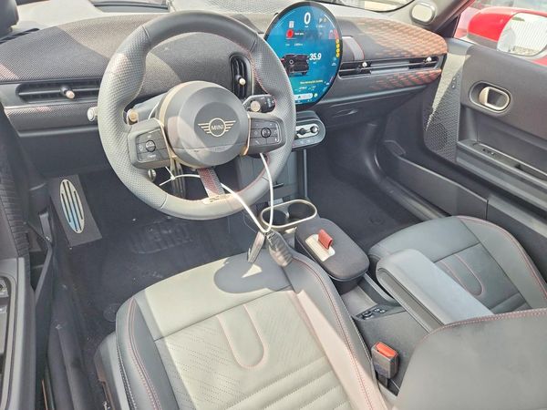 2025 MINI COOPER