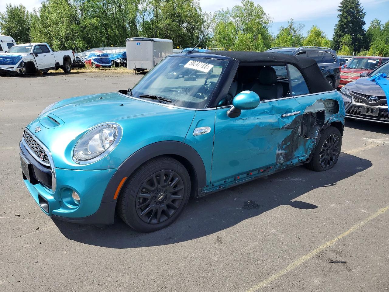 2017 MINI COOPER