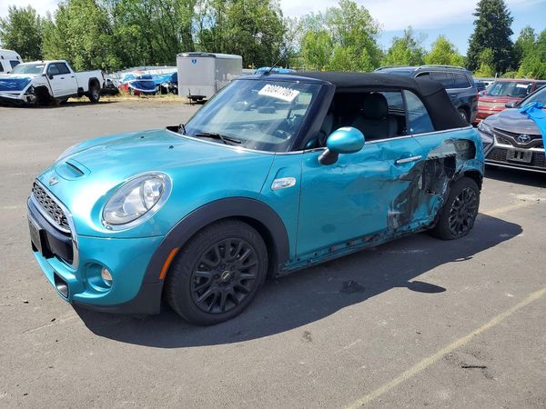 2017 MINI COOPER