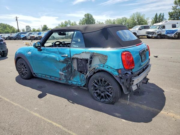 2017 MINI COOPER