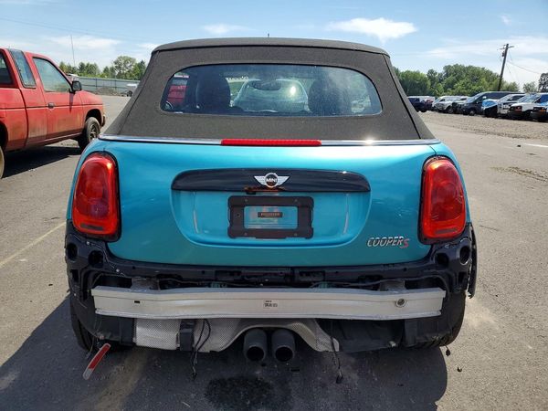 2017 MINI COOPER