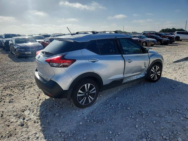 2019 NISSAN KICKS