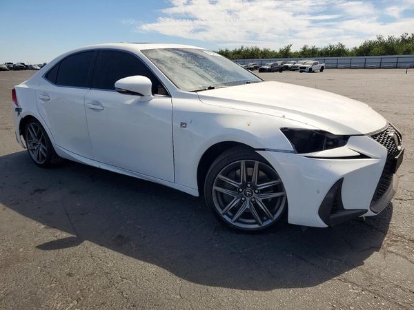 2018 LEXUS IS 300