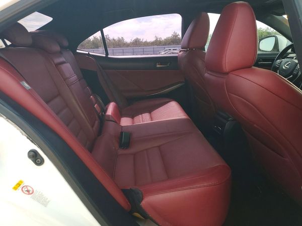 2018 LEXUS IS 300