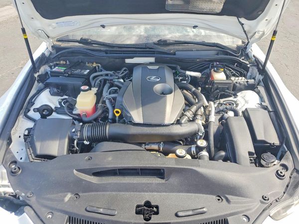 2018 LEXUS IS 300