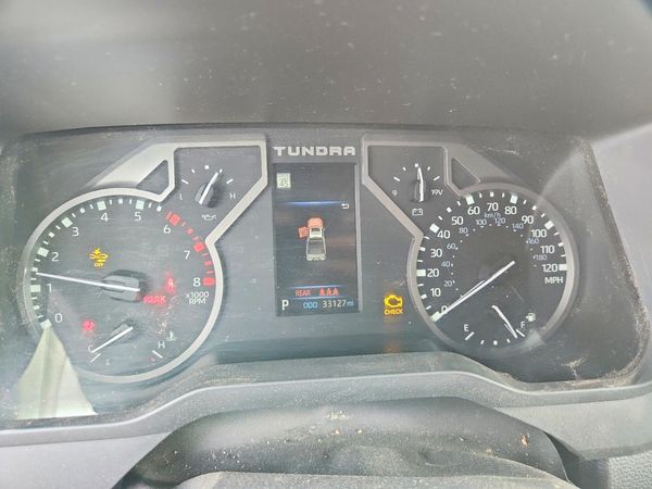 2023 TOYOTA TUNDRA SR5