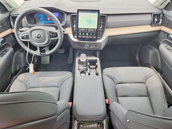 2026 VOLVO XC90 Plus Bright — CKPT