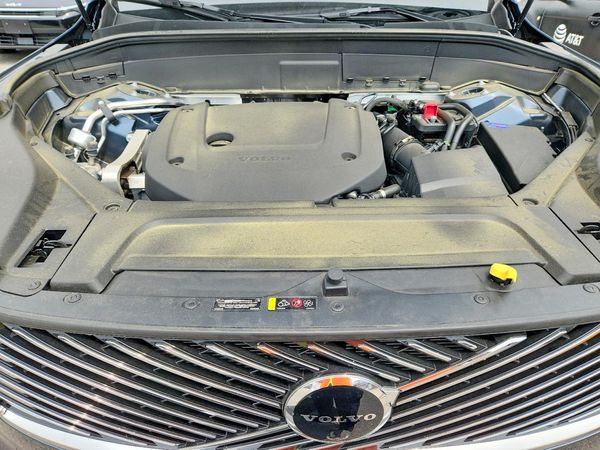 2026 VOLVO XC90 Plus Bright — Engine bay