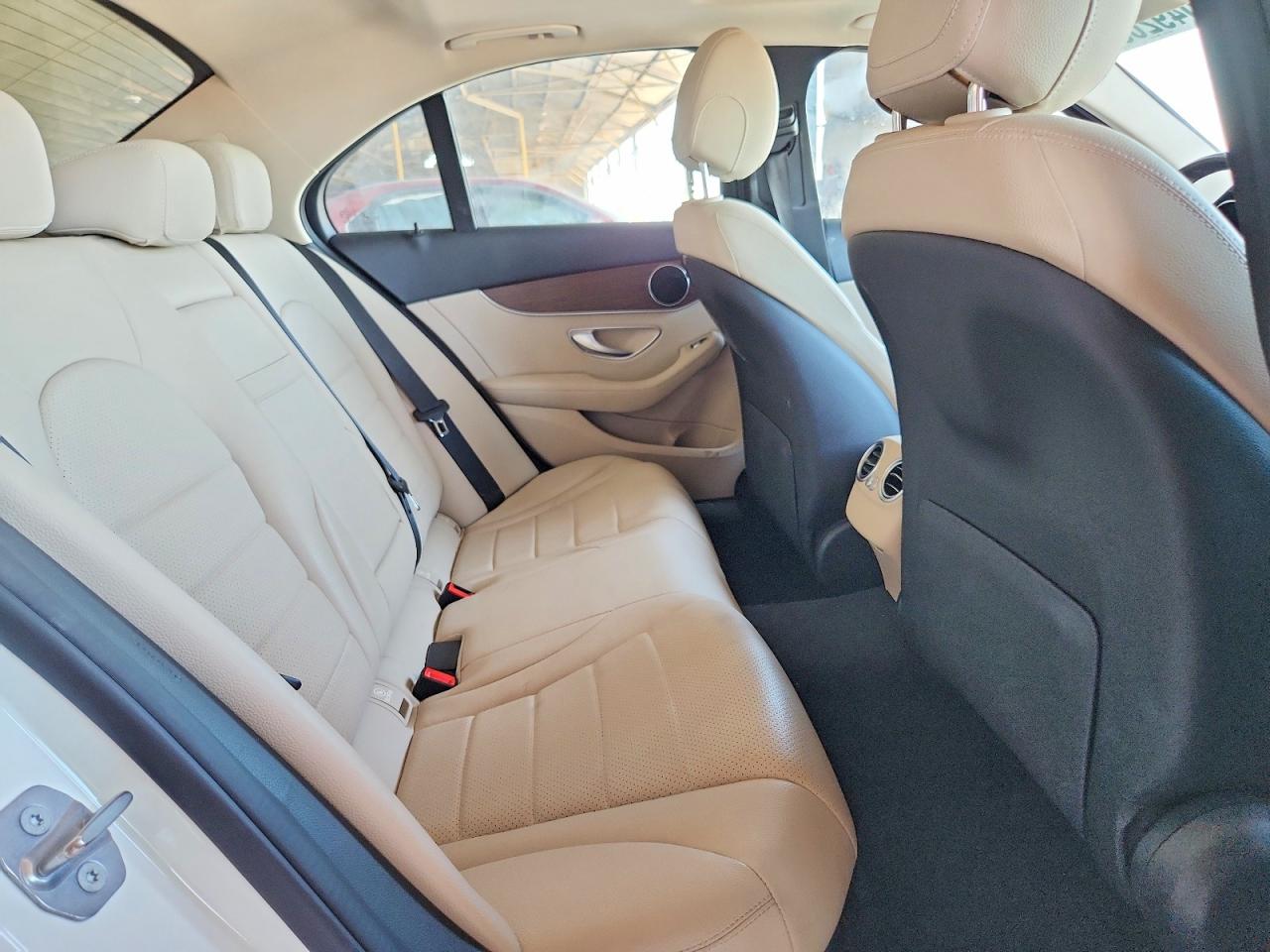 2019 MERCEDES-BENZ C C300