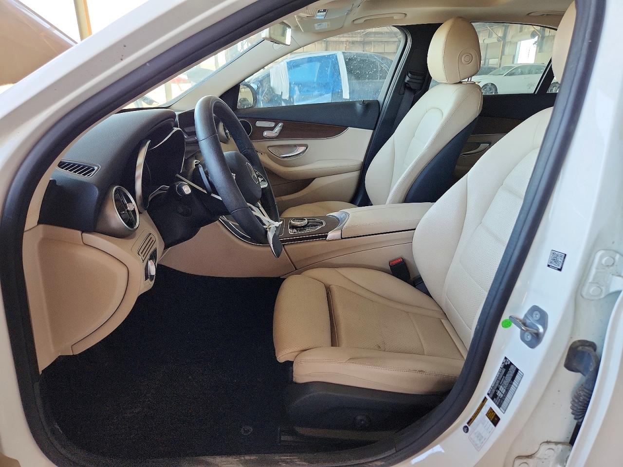 2019 MERCEDES-BENZ C C300